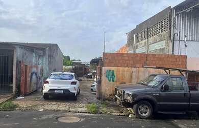 Imagem: O terreno possui 40m² de Área e está localizado em Redenção