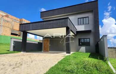 Imagem: A casa em condomínio possui 3 Dormitórios, 3 Banheiros, 4