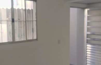 Imagem: A casa possui 2 Dormitórios, 2 Banheiros, 140m² de Área e