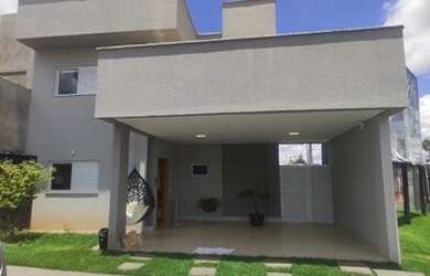 Imagem: A casa em condomínio possui 3 Dormitórios, 2 Banheiros, 2