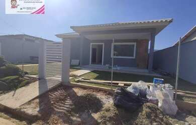 Imagem: A casa em condomínio possui 3 Dormitórios, 4 Banheiros, 3