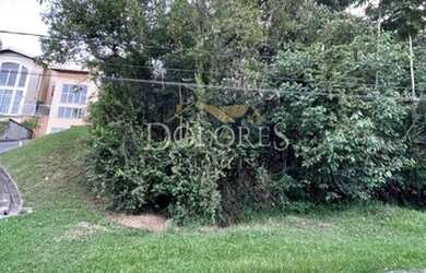 Imagem: O terreno possui 600m² de Área e está localizado em Parque