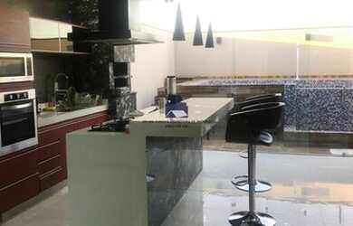 Imagem: A casa em condomínio possui 3 Dormitórios, 2 Banheiros, 4