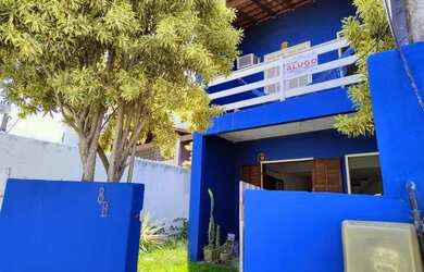 Imagem: A casa possui 3 Dormitórios, 3 Banheiros, 3 Vagas na garagem