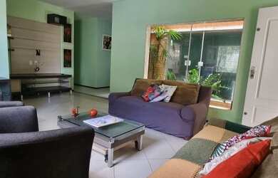 Imagem: A casa possui 4 Dormitórios e está localizado em Parque Atlântico