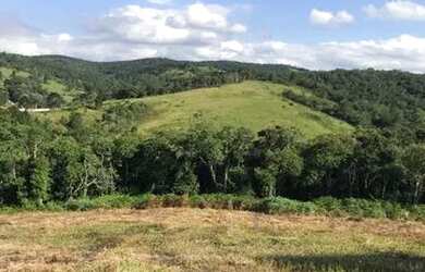 Imagem: O terreno possui 500m² de Área e está localizado em Tanque