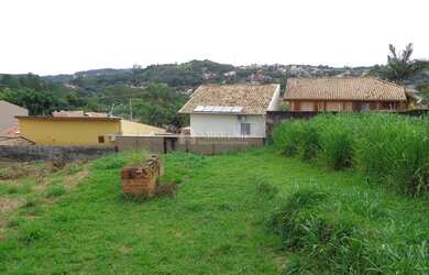 Imagem: O terreno possui 351m² de Área e está localizado em Loteamento