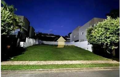 Imagem: O terreno possui 450m² de Área e está localizado em Jardim