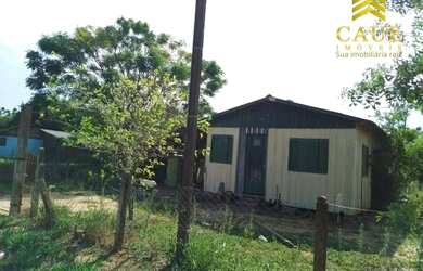 Imagem: A casa em condomínio possui 2 Dormitórios, 1 Banheiro e 790m²