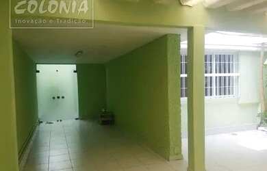 Imagem: A casa possui 5 Dormitórios, 4 Banheiros, 4 Vagas na garagem