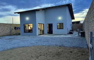 Imagem 2: Casa Pátio cauamé. Guarda roupa, 80m² de Área, 5 Vagas na garageme2...