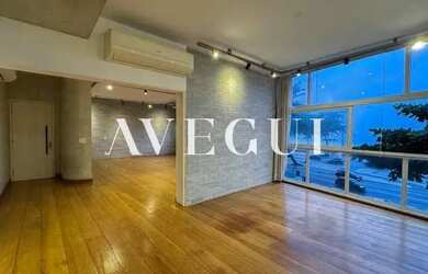 Imagem: O apartamento possui 3 Dormitórios, 5 Banheiros, 1 Vaga na