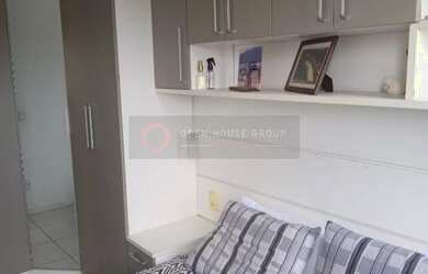 Imagem: O apartamento possui 3 Dormitórios, 1 Banheiro, 1 Vaga na garagem