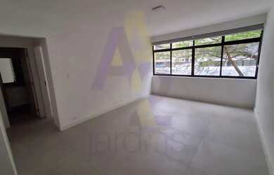 Imagem: O apartamento para alugar possui 2 Dormitórios, 2 Banheiros