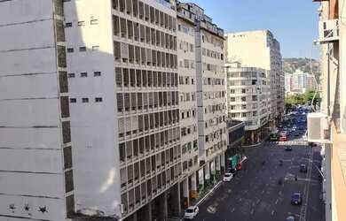 Imagem: A kitnet possui 1 Dormitório, 1 Banheiro, 38m² de Área e