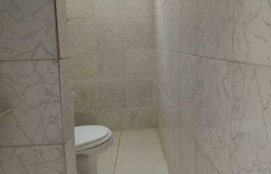 Imagem: A casa possui 3 Dormitórios, 2 Banheiros e está localizado