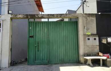 Imagem: A casa possui 1 Dormitório, 1 Banheiro, 10m² de Área e está