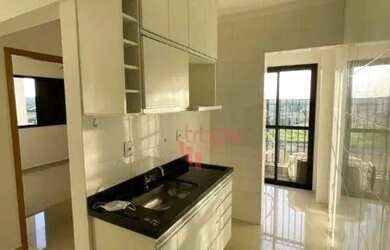 Imagem: O apartamento possui 1 Dormitório, 1 Banheiro, 1 Vaga na garagem