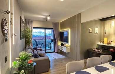 Imagem: O apartamento possui 2 Dormitórios, 2 Banheiros, 2 Vagas na