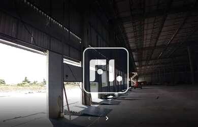 Imagem: O depósito possui 5 Vagas na garagem, 24.000m² de Área e