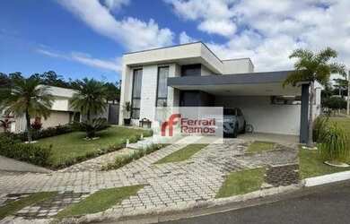 Imagem: A casa em condomínio possui 3 Dormitórios, 3 Banheiros, 4