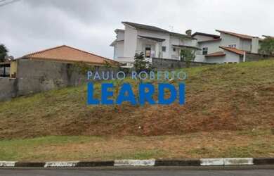 Imagem: O terreno possui 798m² de Área e está localizado em Jardim