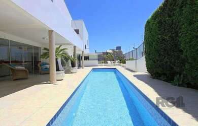 Imagem 14: Casa Alto Padrão com 3 suítes no Condomínio Montes Verdes, bairro Nonoai...