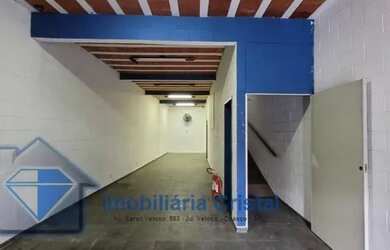 Imagem: O depósito possui 220m² de Área e está localizado em Parque