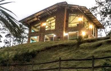 Imagem: A fazenda possui 120m² de Área e está localizado em Alfredo