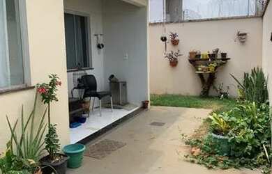 Imagem: A casa em condomínio possui 2 Dormitórios, 2 Banheiros, 1