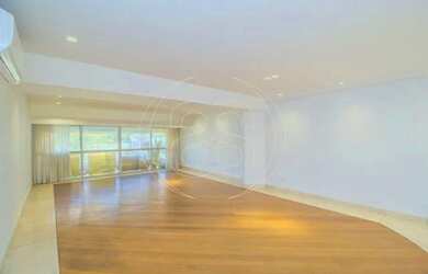 Imagem: O apartamento possui 3 Dormitórios, 3 Banheiros, 2 Vagas na