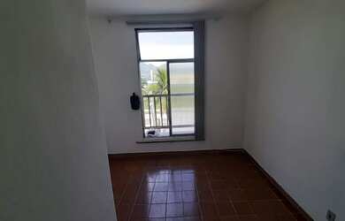 Imagem: O apartamento possui 1 Dormitório, 1 Banheiro, 30m² de Área