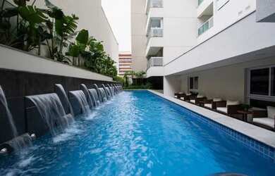 Imagem: O apartamento possui 1 Dormitório, 1 Banheiro, 1 Vaga na garagem