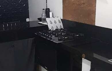 Imagem 2: Casa em Cabo Frio. 1 Vaga na garageme2 Dormitórios