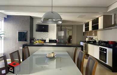 Imagem: O apartamento à venda possui 3 Dormitórios, 5 Banheiros, 3