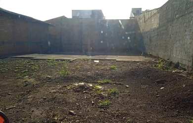 Imagem: O terreno possui 200m² de Área e está localizado em Interlagos