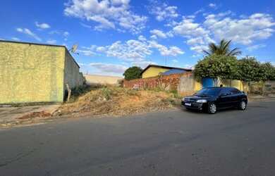 Imagem: O terreno possui 378m² de Área e está localizado em Industrial