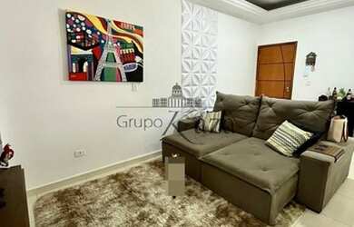 Imagem: A casa em condomínio possui 4 Dormitórios, 4 Banheiros, 2