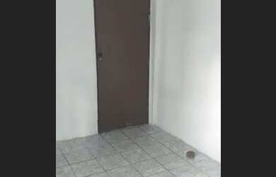 Imagem 12: Alugo Apt. 1/4 Barris 690,00