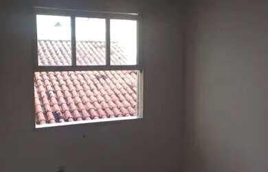 Imagem: A casa possui 2 Dormitórios, 1 Banheiro, 80m² de Área e