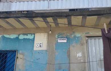 Imagem: A casa possui 2 Dormitórios, 1 Banheiro e está localizado