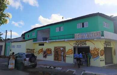 Imagem: A casa possui 5 Dormitórios, 4 Banheiros, 100m² de Área e