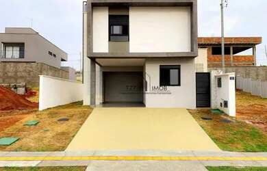 Imagem: A casa em condomínio possui 2 Dormitórios, 3 Banheiros, 2