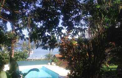 Imagem 14: Casa a beira mar em amplo terreno, piscina e vista deslumbrante