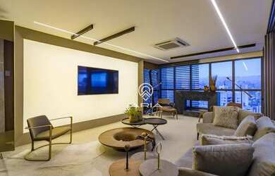 Imagem: O apartamento possui 3 Dormitórios, 5 Banheiros, 3 Vagas na