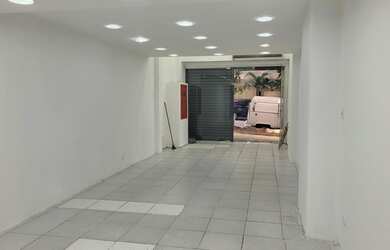 Imagem 1: Jardim Botânico, loja frente rua com mezanino, banheiro e garagem