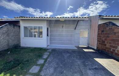 Imagem: A casa em condomínio para alugar possui 2 Dormitórios, 1 Banheiro