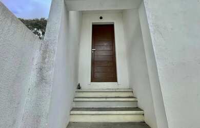 Imagem 3: Duplex para venda em Ingleses do Rio Vermelho com 3 quartos, sendo 2 suítes , 88m²