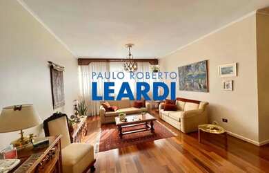 Imagem: O apartamento possui 3 Dormitórios, 3 Banheiros, 1 Vaga na