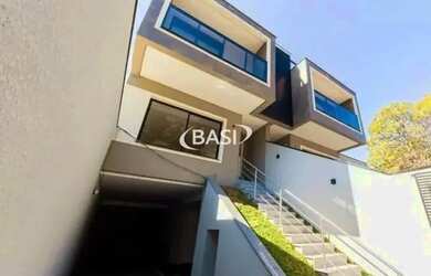 Imagem: A casa em condomínio possui 3 Dormitórios, 5 Banheiros, 2